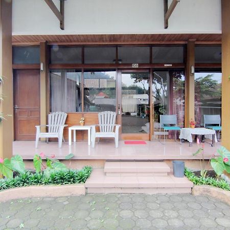 Villa Enggal Lembang Zewnętrze zdjęcie