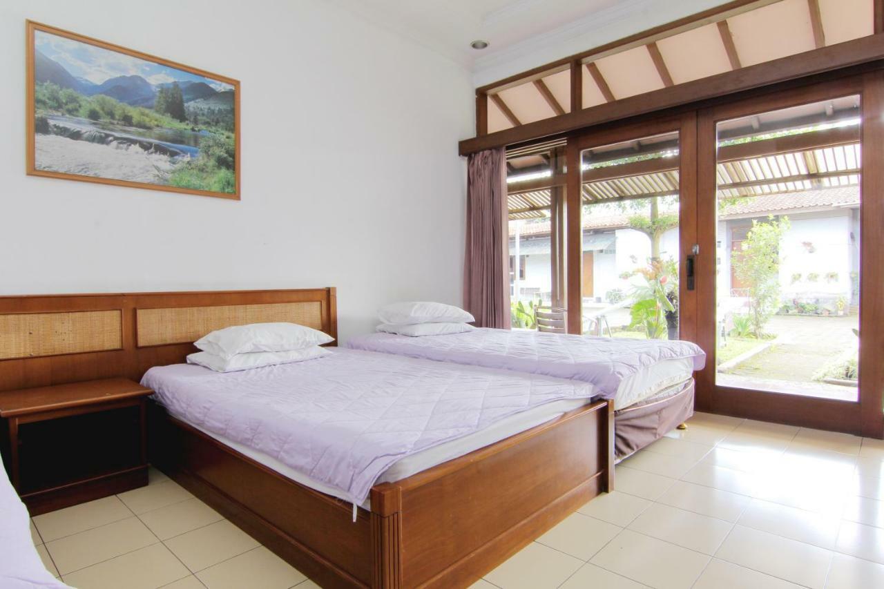 Villa Enggal Lembang Zewnętrze zdjęcie