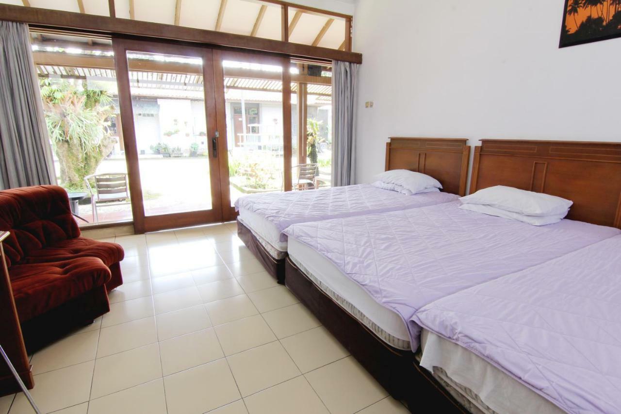 Villa Enggal Lembang Zewnętrze zdjęcie