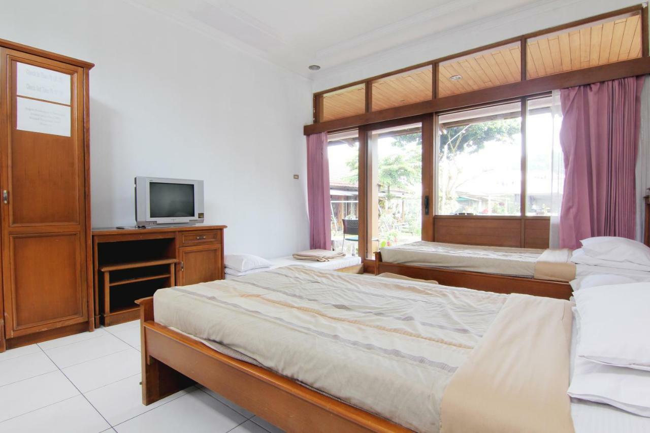 Villa Enggal Lembang Zewnętrze zdjęcie